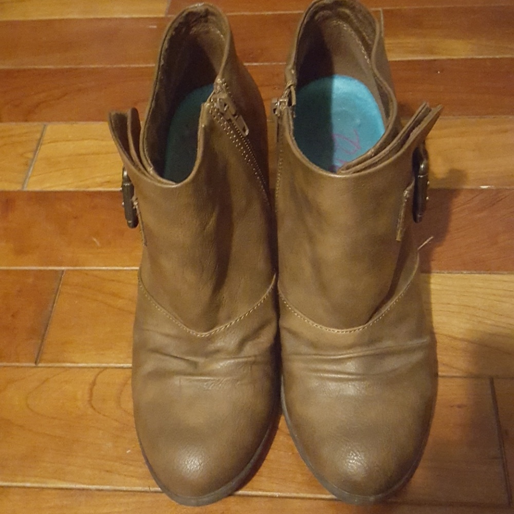 Blowfish brown booties